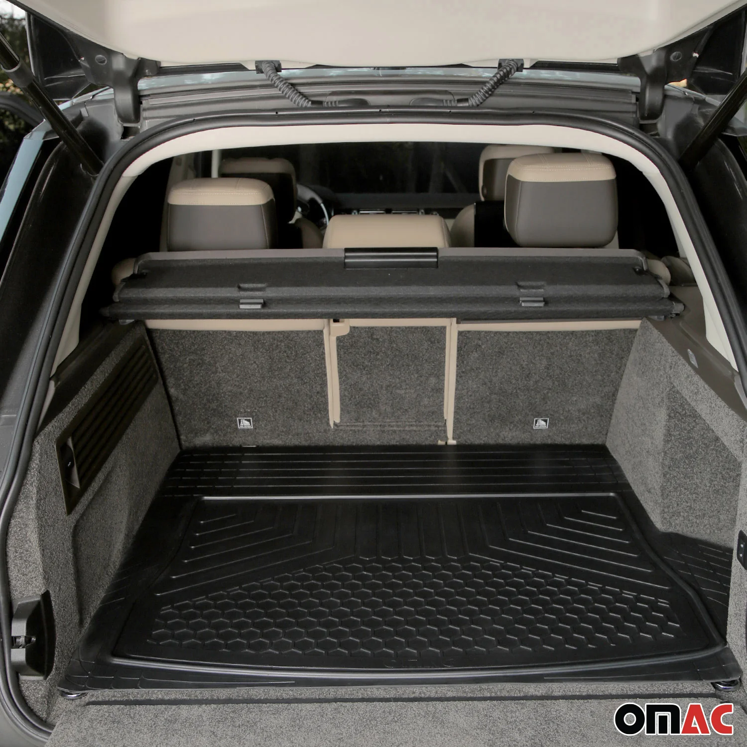 2022-2026 BYD Atto 3 OMAC Tapis de Coffre Universel en caoutchouc noir - Image 2